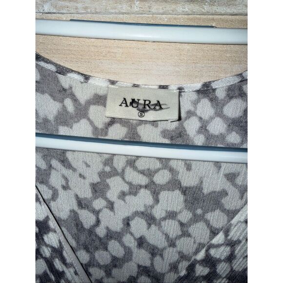 Aura Flowy Printed Romper Size S - Picture 3 of 7